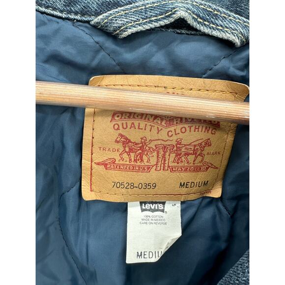 Levi's Jacket Men MEDIUM Blue 2002 Denim Quilted Insulated Long Sleeve Trucker - Picture 6 of 9